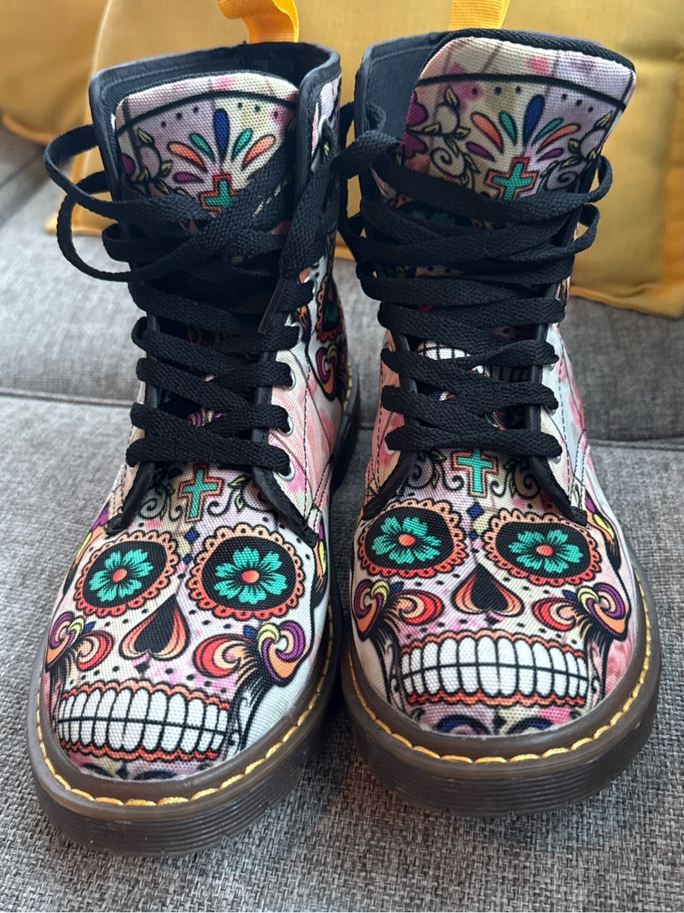 Day of the Dead Women's Floral Sugar Skull Lace-Up Boots in Multicolor W7.5 EUC